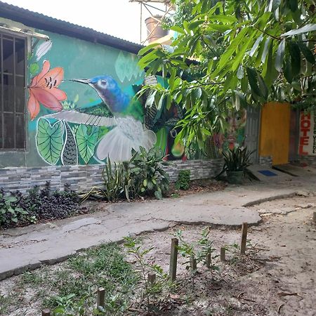 Aparta-Refugio El Retiro Verde Leticia Esterno foto